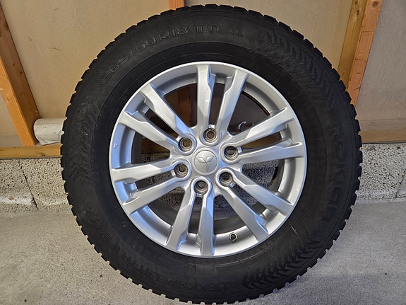 Mitsubishi Pajero 14 of 30