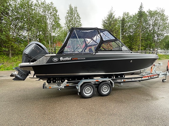 Demo båt til salgs  Buster Super Magnum Yamaha F350Hk. Mye utstyr inkl i prisen 2 of 9