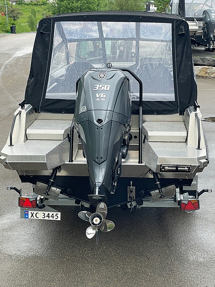 Demo båt til salgs  Buster Super Magnum Yamaha F350Hk. Mye utstyr inkl i prisen 3 of 9