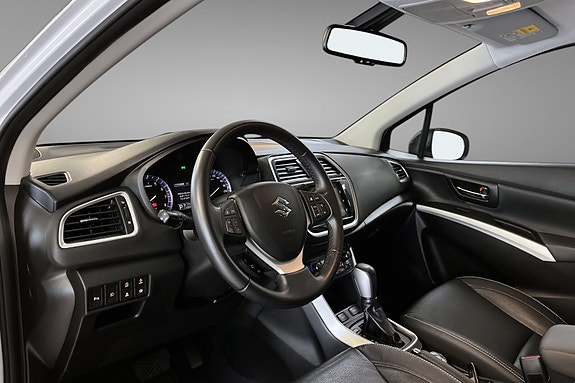 Suzuki SX4 S-Cross 10 of 16