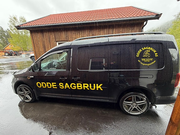Volkswagen Caddy Maxi 2 of 14