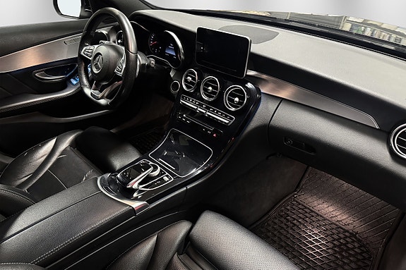 Mercedes-Benz C350 e 5 of 11