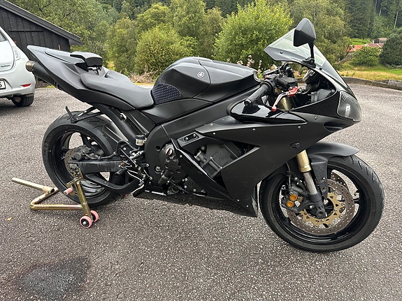 Yamaha Yzf-R1 8 of 10