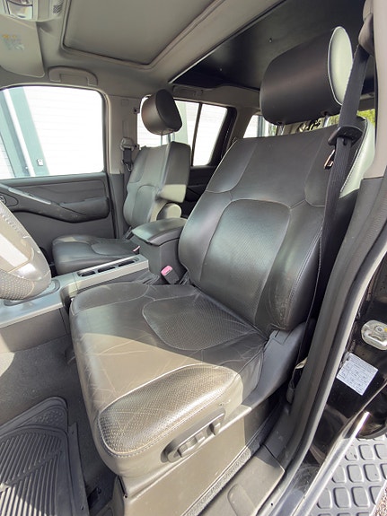Nissan Pathfinder 27 of 30