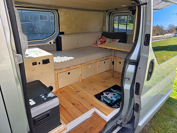Opel Vivaro 2 of 14