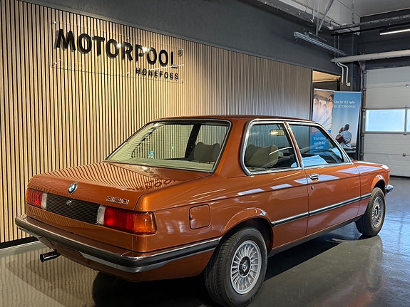BMW 320 3 of 29