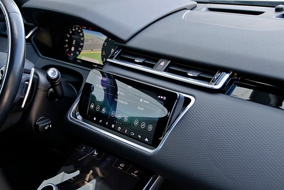 Land Rover Range Rover Velar 23 of 30