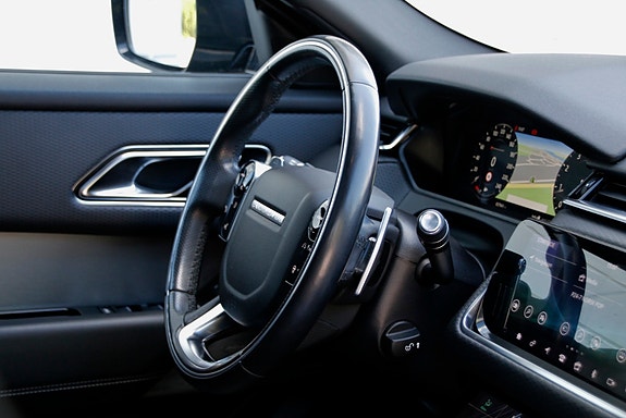 Land Rover Range Rover Velar 22 of 30