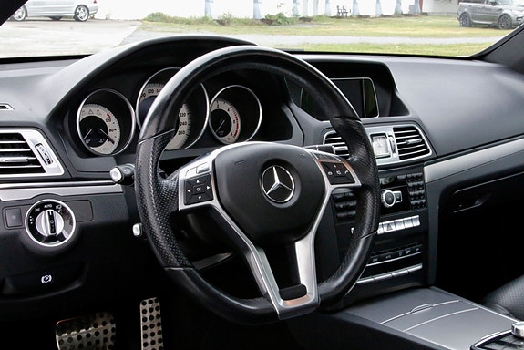 Mercedes-Benz E220 d 14 of 30