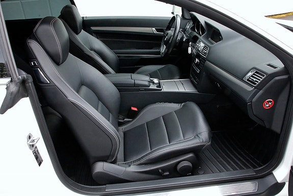 Mercedes-Benz E220 d 24 of 30
