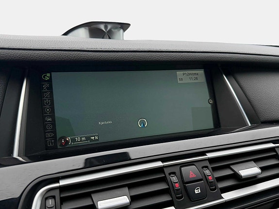BMW 740d 24 of 30