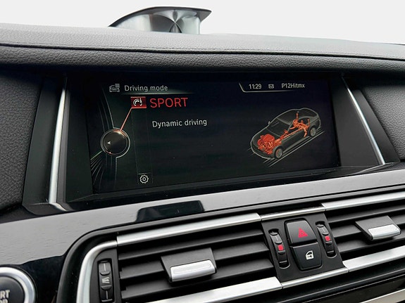 BMW 740d 29 of 30