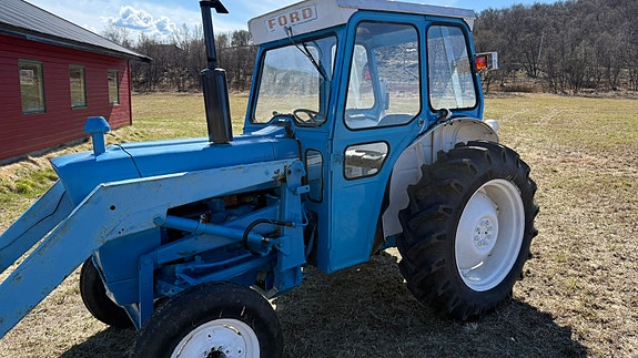 Ford 2000 2 of 11