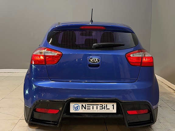 Kia Rio 27 of 30
