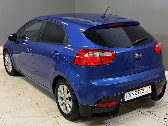 Kia Rio 17 of 30