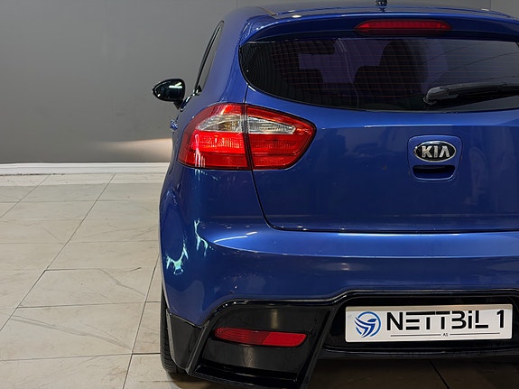 Kia Rio 21 of 30