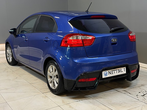 Kia Rio 13 of 30