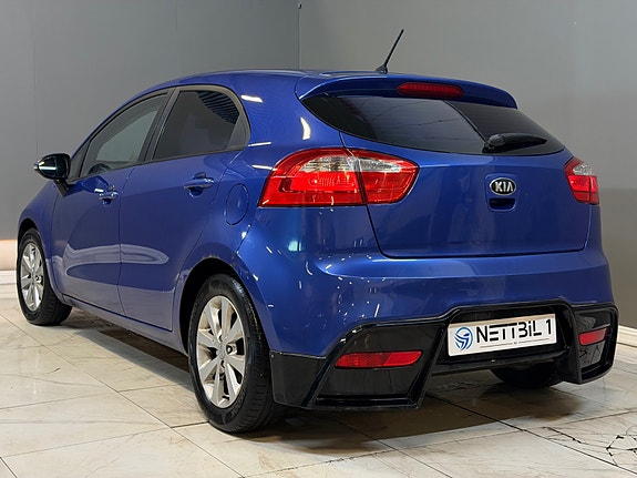 Kia Rio 28 of 30