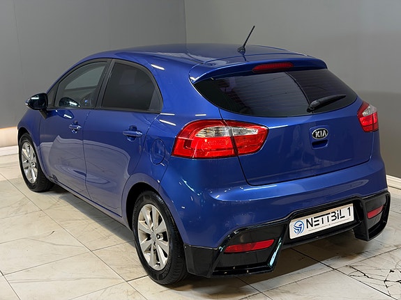 Kia Rio 6 of 30
