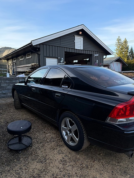 Volvo S60 7 of 11