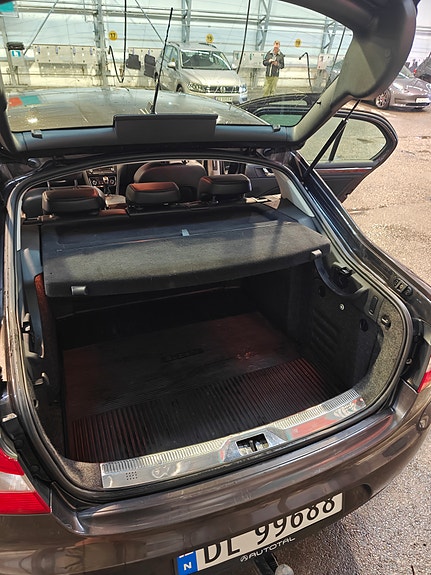 Skoda Superb 9 of 18