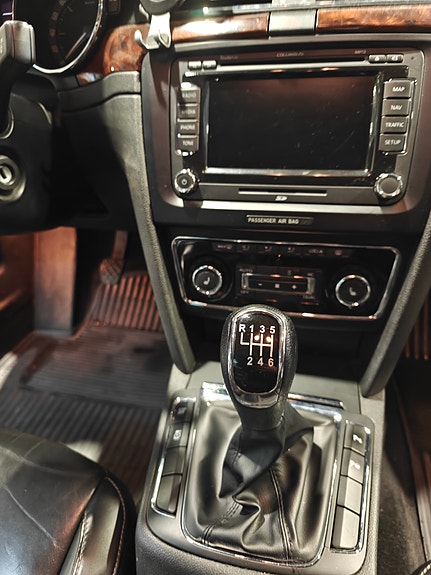 Skoda Superb 12 of 18