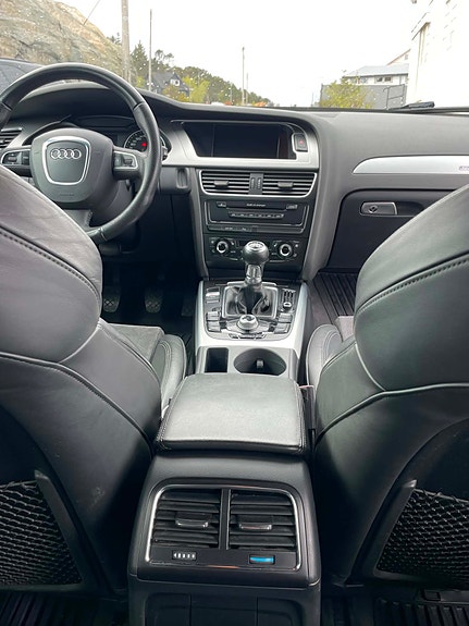 Audi A4 5 of 29