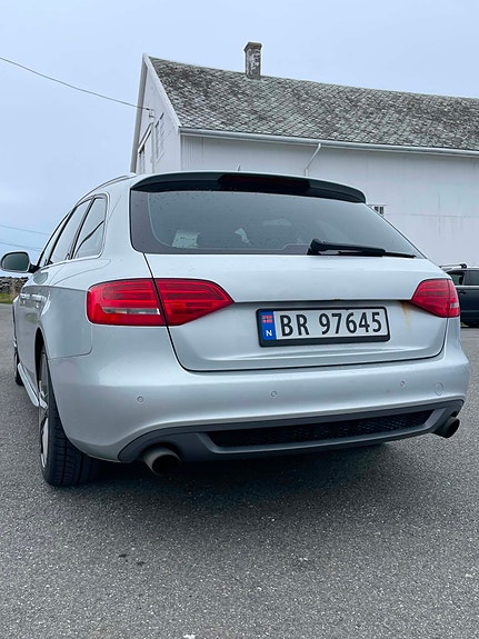 Audi A4 9 of 29