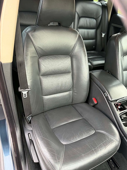 Volvo XC70 15 of 24