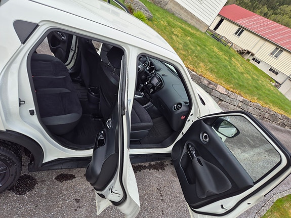 Nissan Juke 7 of 23