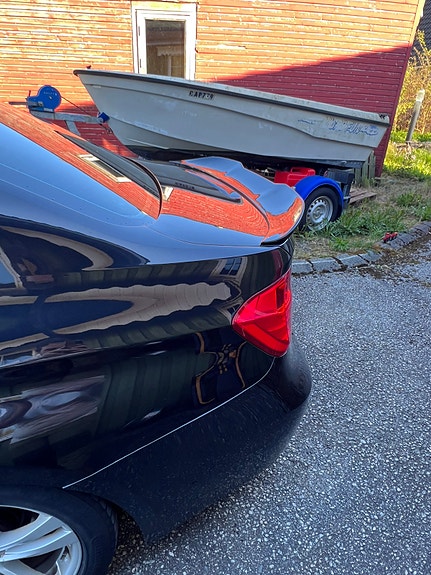 BMW 318d 9 of 30