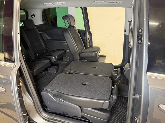 Volkswagen Sharan 24 of 30