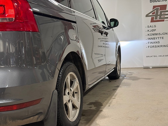 Volkswagen Sharan 12 of 30