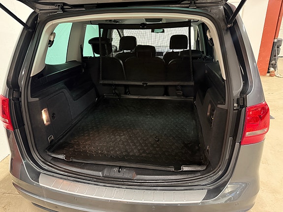 Volkswagen Sharan 18 of 30