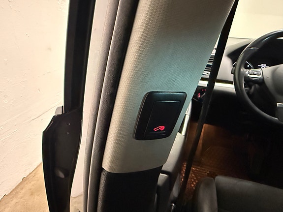 Volkswagen Sharan 27 of 30
