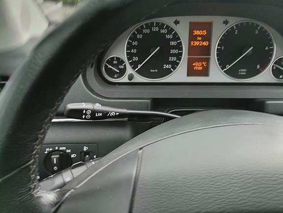 Mercedes-Benz B180 13 of 13