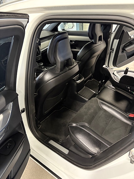 Volvo V90 9 of 10