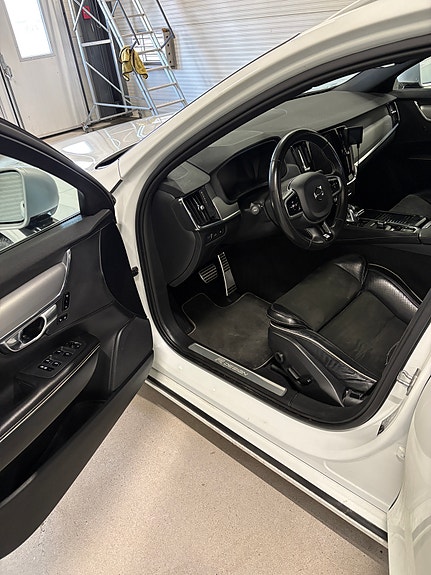 Volvo V90 7 of 10