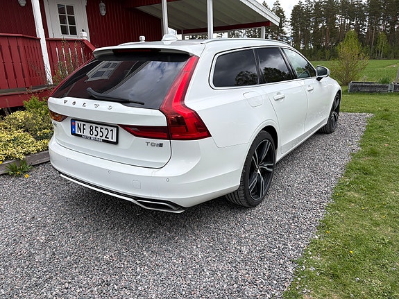 Volvo V90 3 of 10