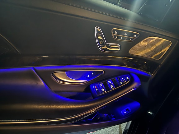 Mercedes-Benz S350 10 of 19