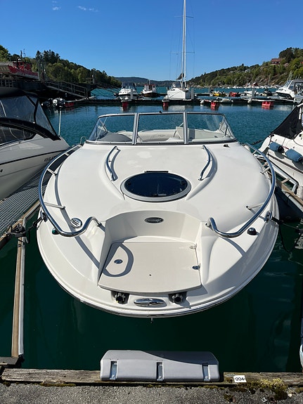 Stingray 235CR, under 300 timer. 5 of 5