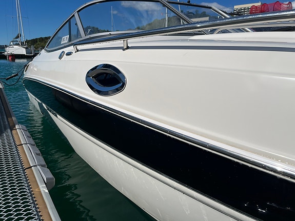 Stingray 235CR, under 300 timer. 2 of 5