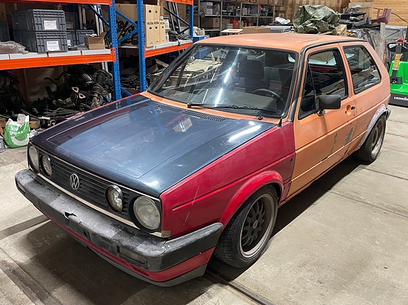 Volkswagen Golf II 2 of 5