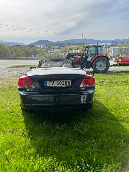 Volvo C70 4 of 5