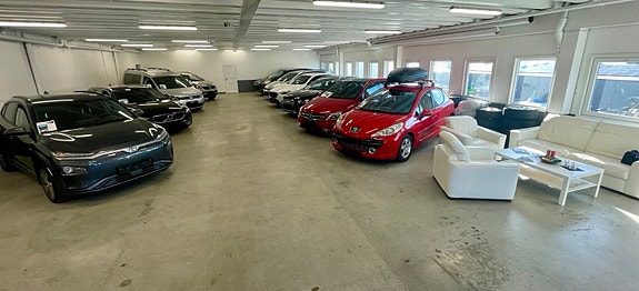 Toyota Yaris 17 of 19