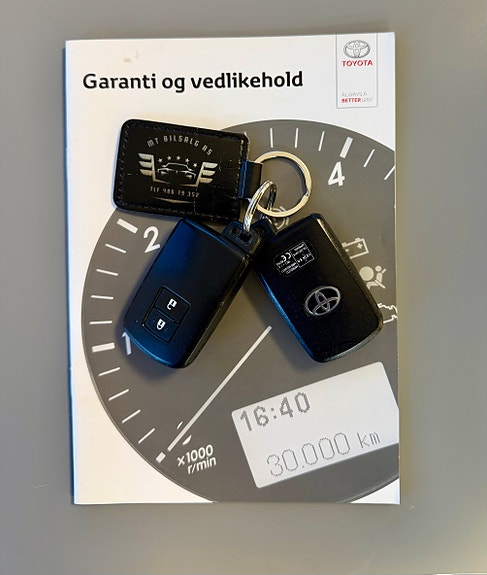 Toyota Yaris 16 of 19