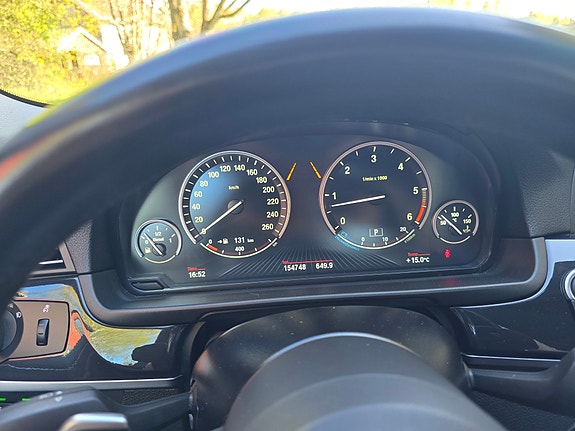 BMW 530d 4 of 5