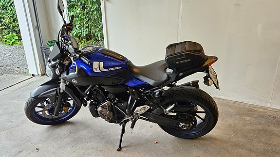 Yamaha MT-07 3 of 5