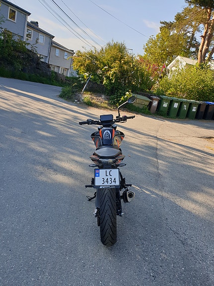 KTM 125 Duke 4 of 5