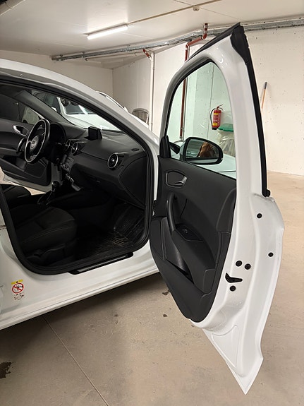 Audi A1 9 of 14